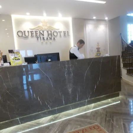 Queen 4*