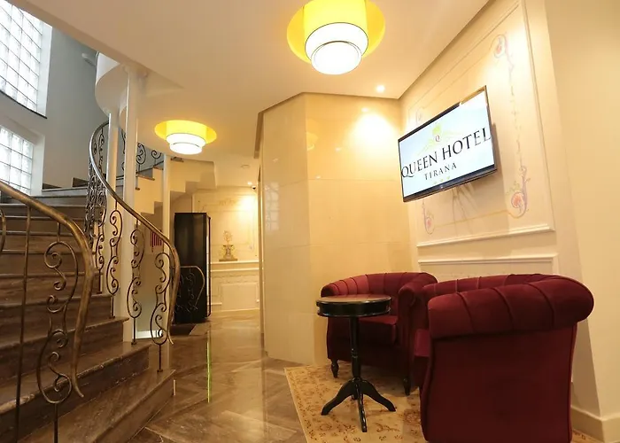 Hotel Queen Selitë e Vogël