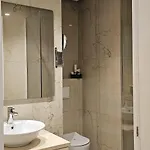 Hotel Queen Hotel