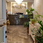 Hotel Queen