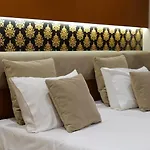 Hotel Hotel Queen 4*