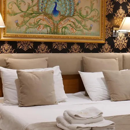 Hotel Queen Selitë e Vogël