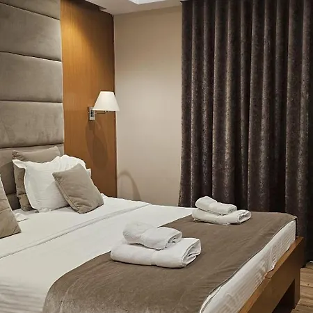 Hotel Queen Selita e Vogel