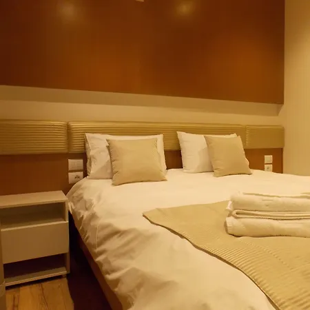 Отель Queen Selita e Vogel