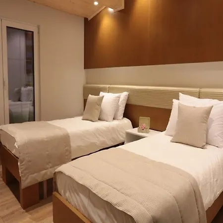 Hotel Queen 4*